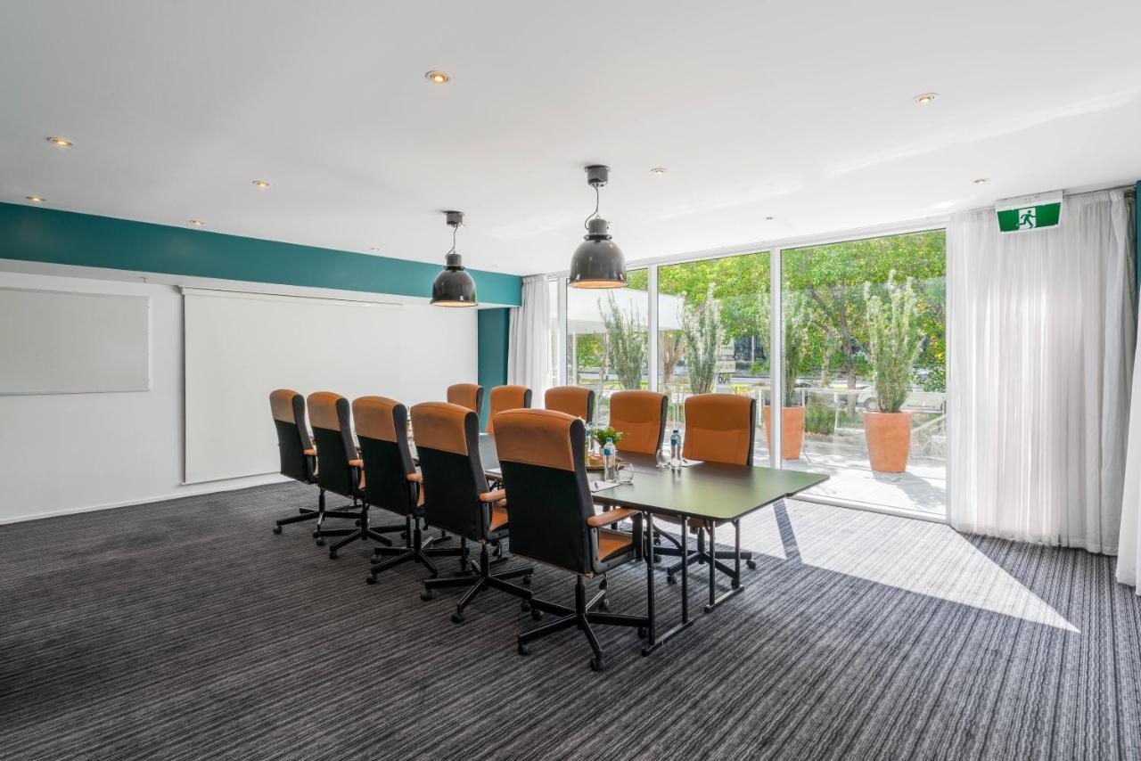 Park Regis Griffin Suites Мельбурн Экстерьер фото